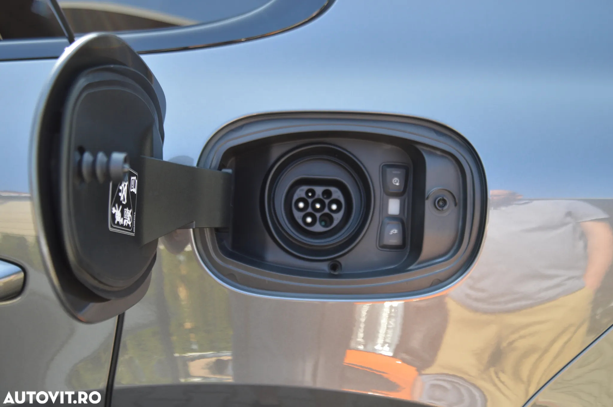 Porsche Cayenne Coupe E-Hybrid Tiptronic S Platinum Edition - 37