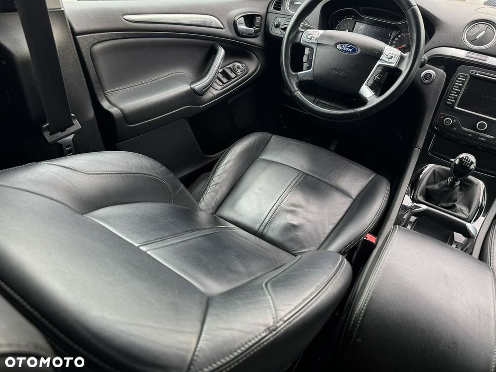Ford Galaxy 2.0 TDCi Platinium X (Titanium) - 24