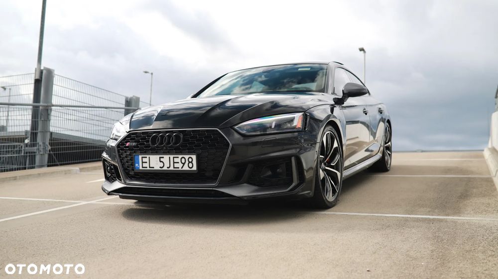 Audi RS5 Coupé - 1