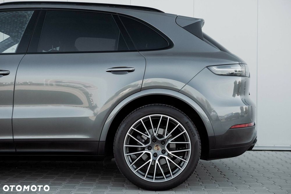 Porsche Cayenne - 11