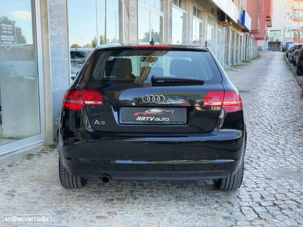 Audi A3 Sportback 1.6 TDI Advance - 13