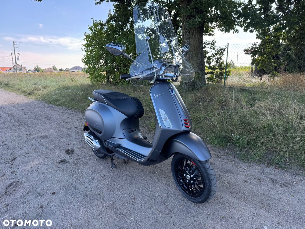 Piaggio Vespa - 1