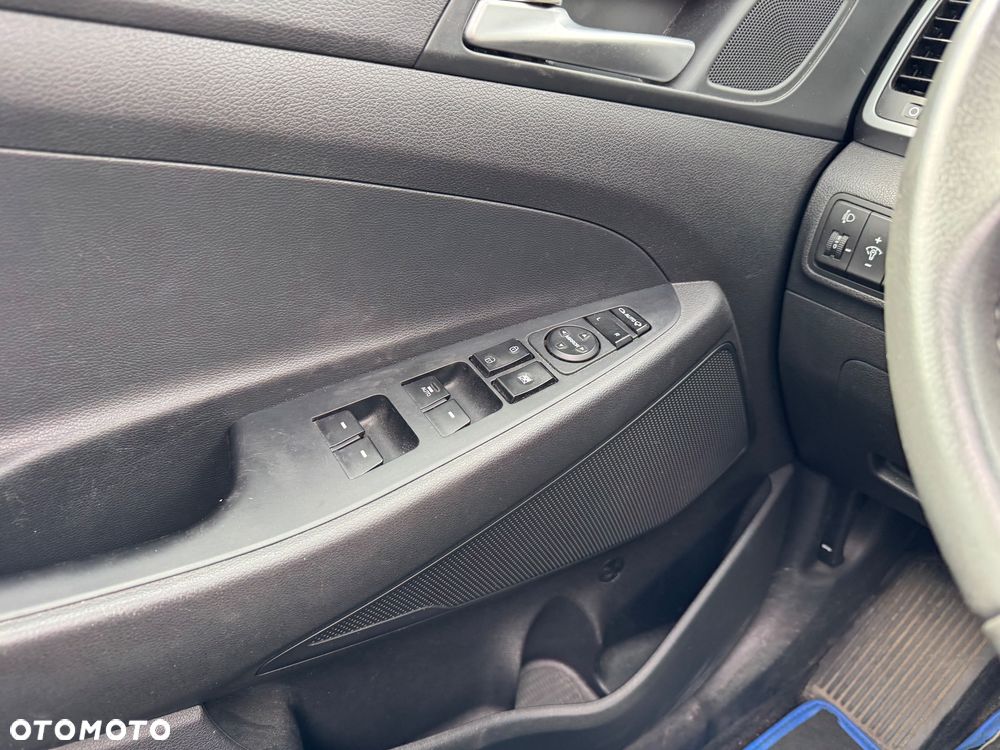 Hyundai Tucson 1.7 CRDI BlueDrive Comfort 2WD - 16