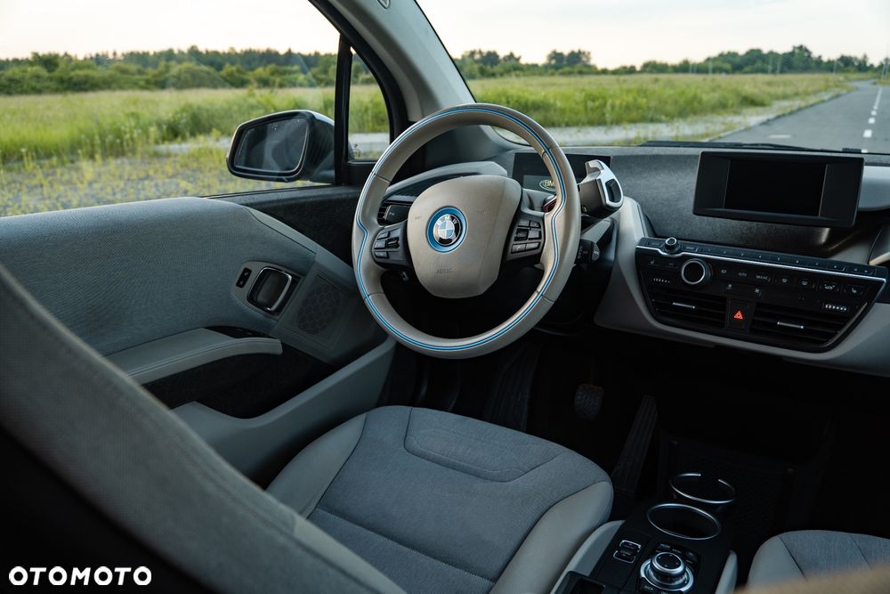 BMW i3 Standard - 25