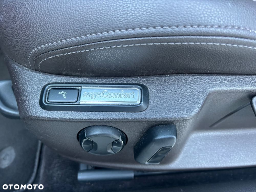 Volkswagen Passat 2.0 TDI BMT Highline - 8