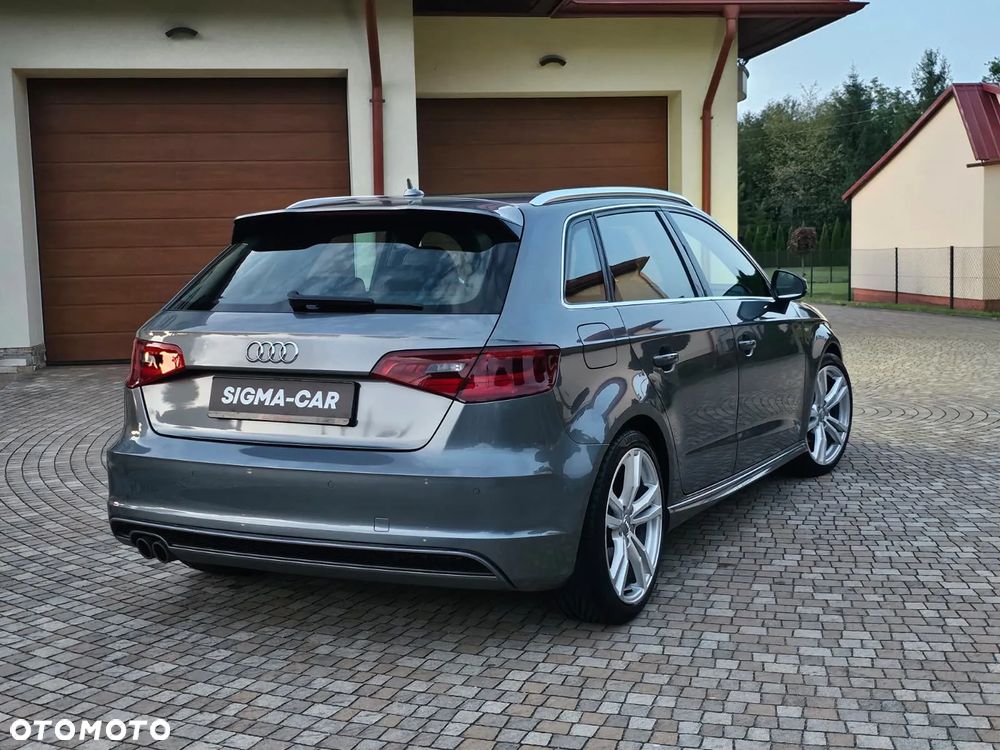Audi A3 Sportback 2.0 TDI S line Sportpaket - 12