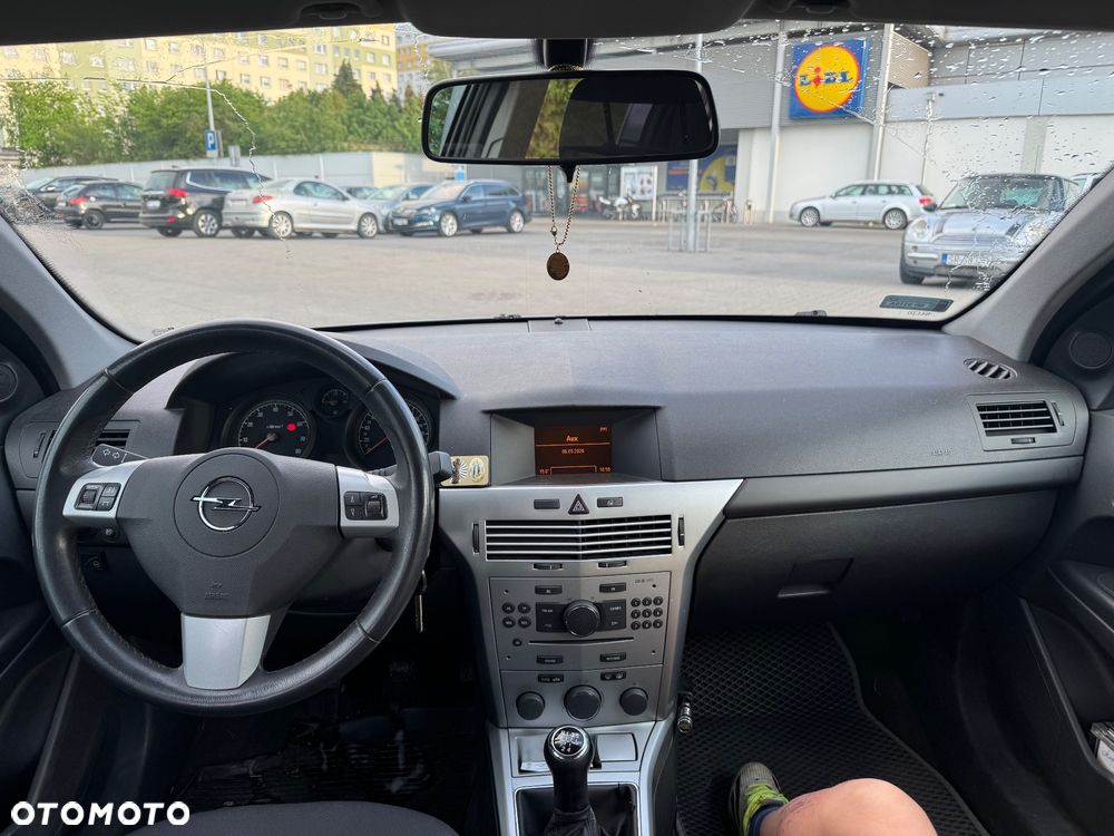 Opel Astra 1.6 - 11