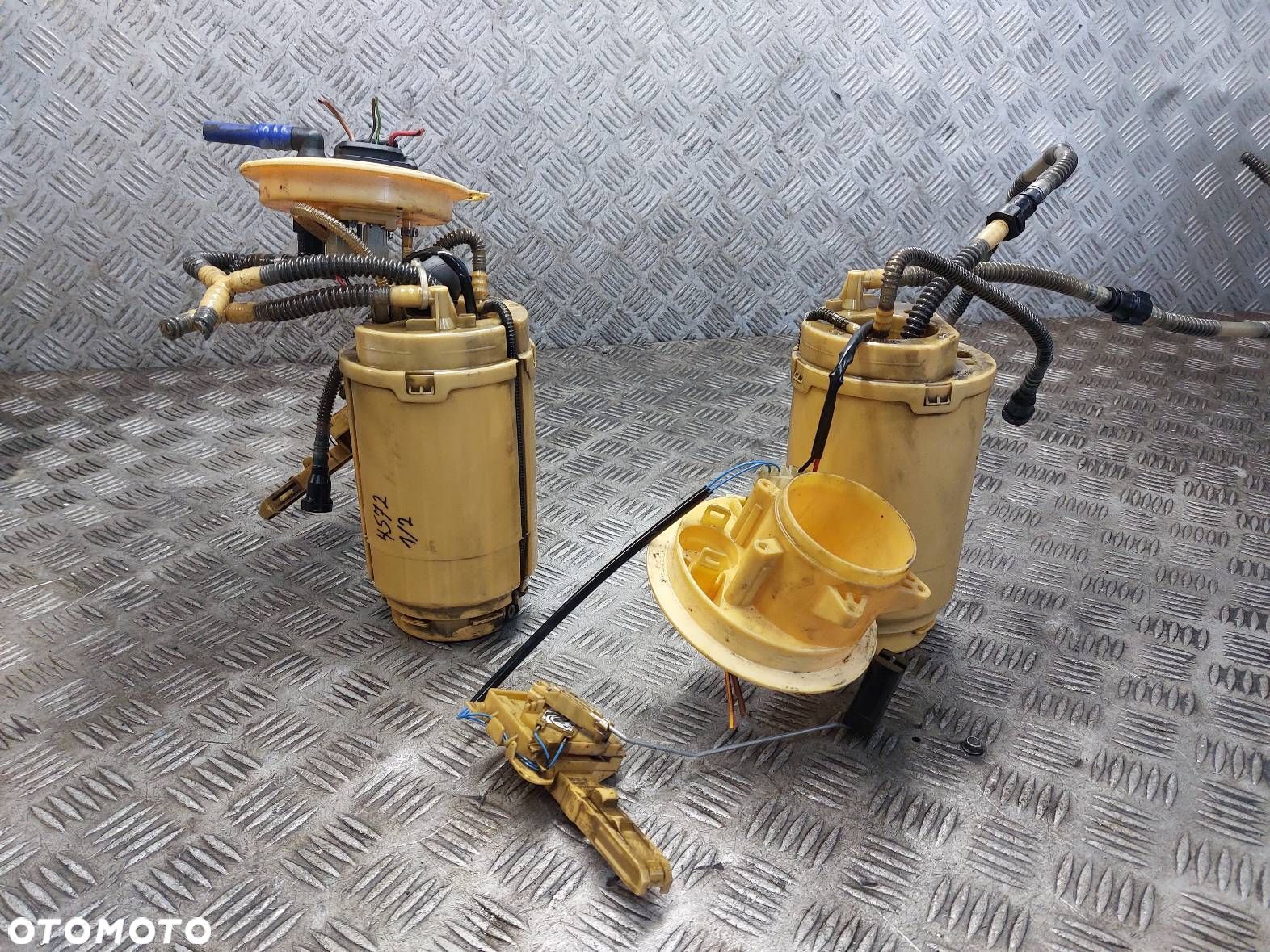 POMPKA PALIWA + PŁYWAK KOMPLET TOUAREG I 5.0 TDI 7L6919679C 7L6919679B - 1