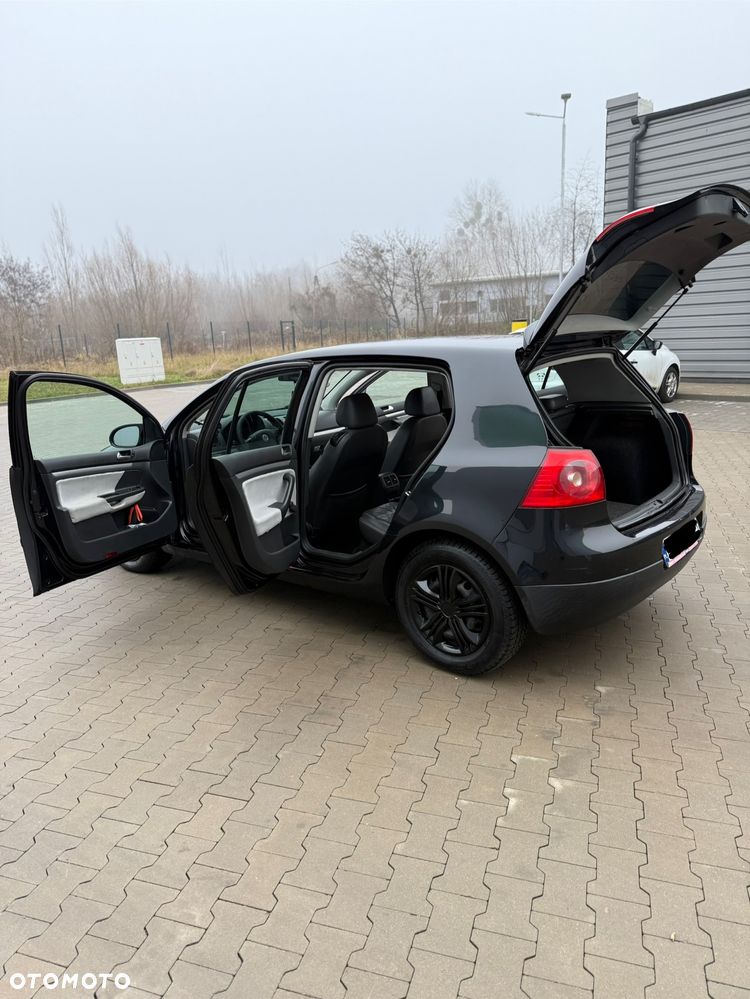 Volkswagen Golf 1.9 TDI Trendline - 12