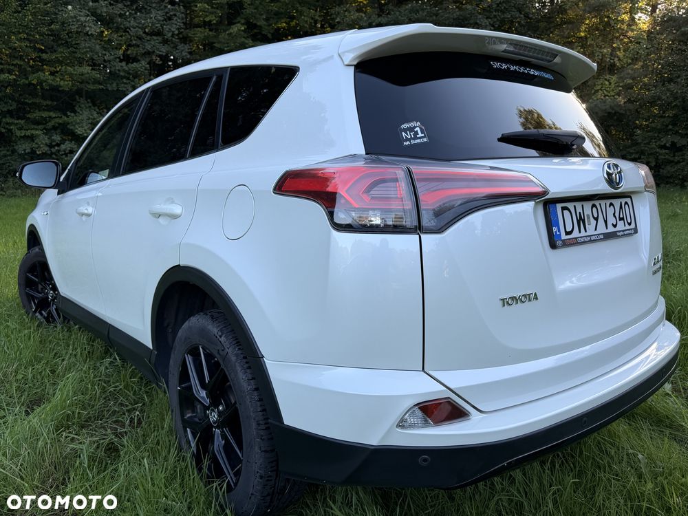 Toyota RAV4 Hybrid Premium 4x4 - 23