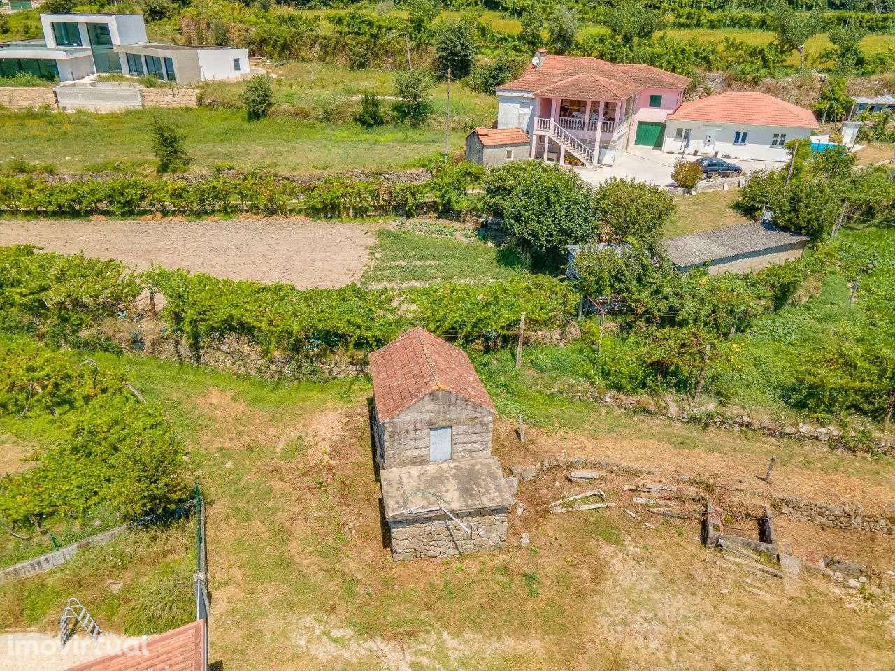 Casa com vistas deslumbrantes sobre o rio Tâmega - Grande imagem: 2/5