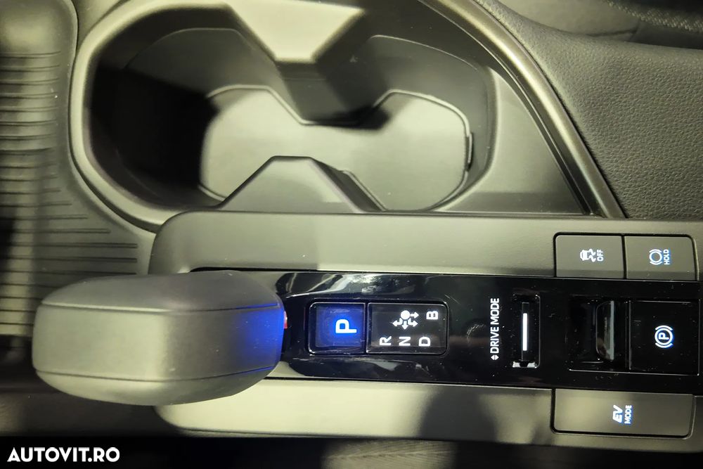 Toyota C-HR 1.8 HEV 140 CP 4x2 CVT Active - 24