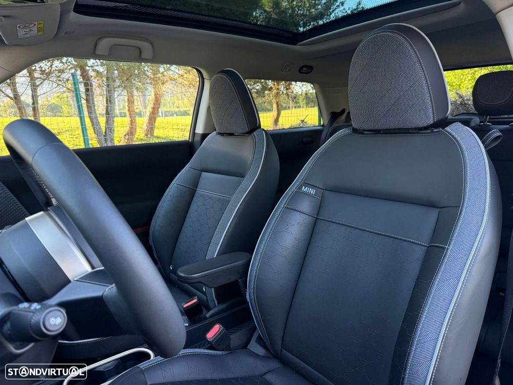 MINI 3 Portas Cooper E Classic L - 26
