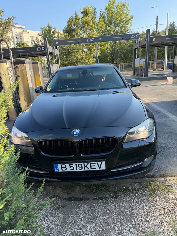 BMW Seria 5 525d Aut. - 1