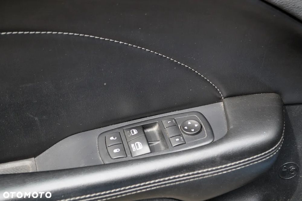 Dodge Challenger 5.7 R/T - 18