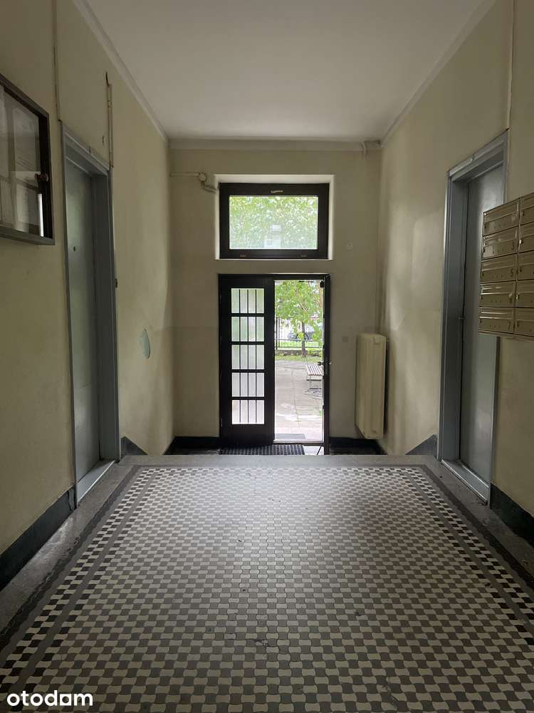 Powiśle | 64 m² | 2 pokoje | bezpośrednio | 3 min od metra