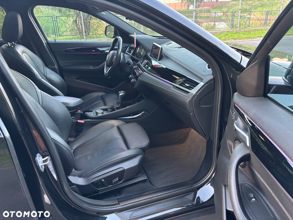 BMW X2 - 16