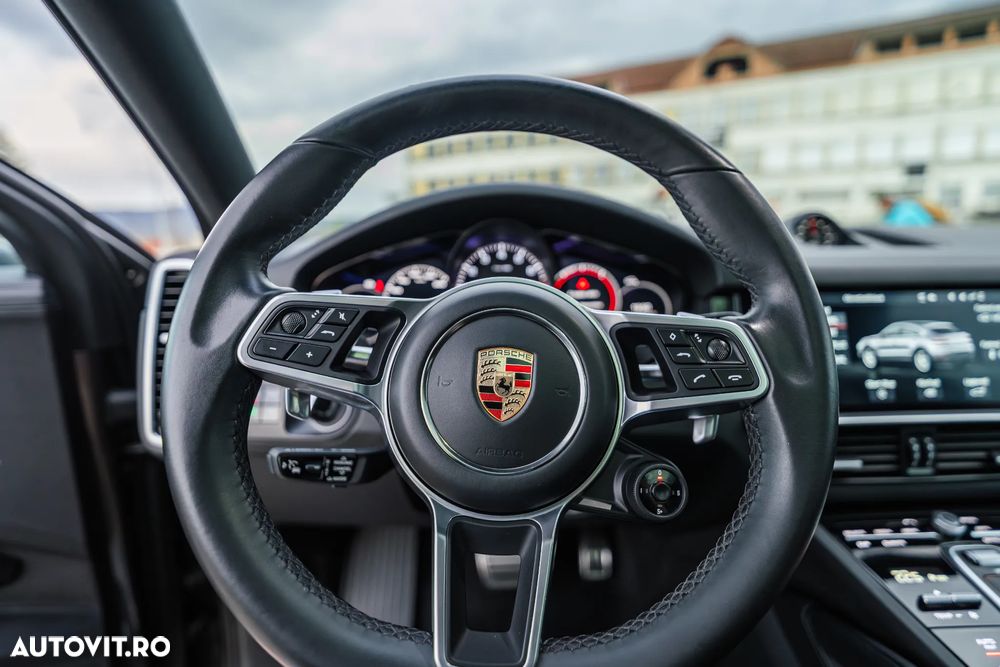 Porsche Cayenne Coupe S - 13