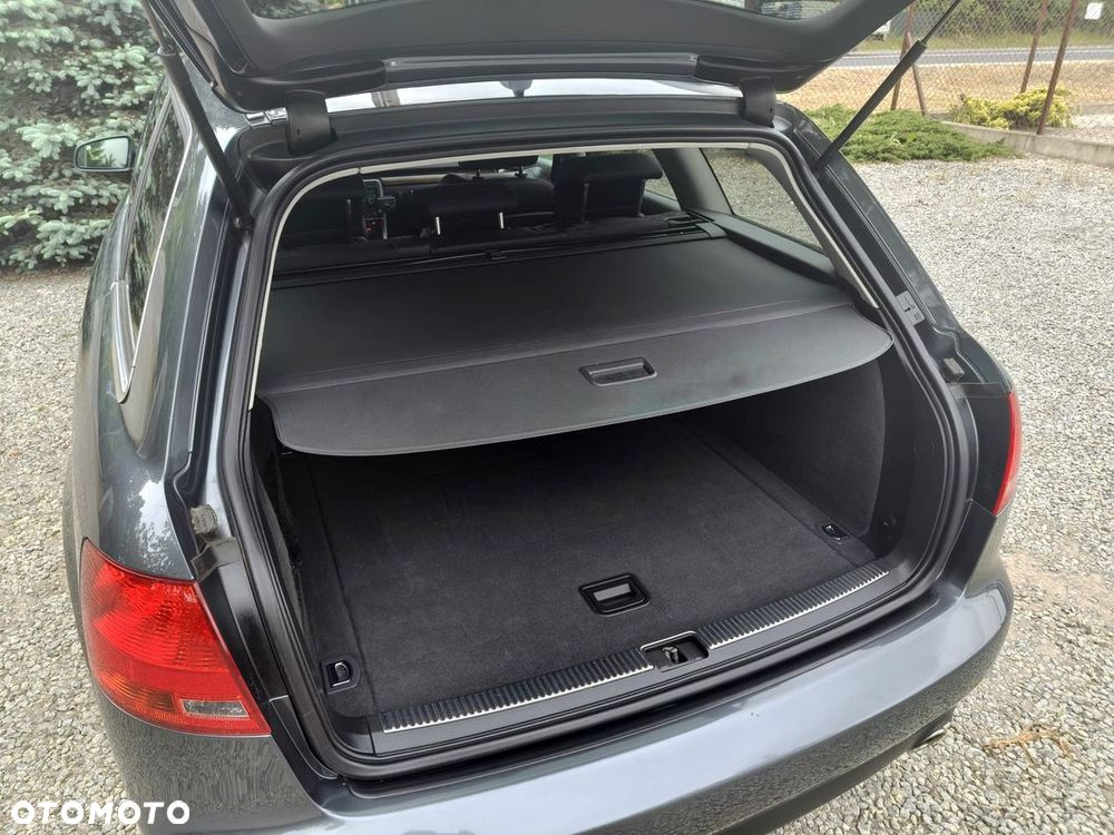 Audi A4 Avant 2.0 T FSI - 25