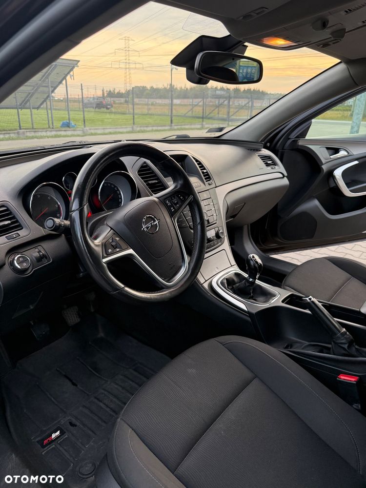 Opel Insignia 2.0 CDTI - 13