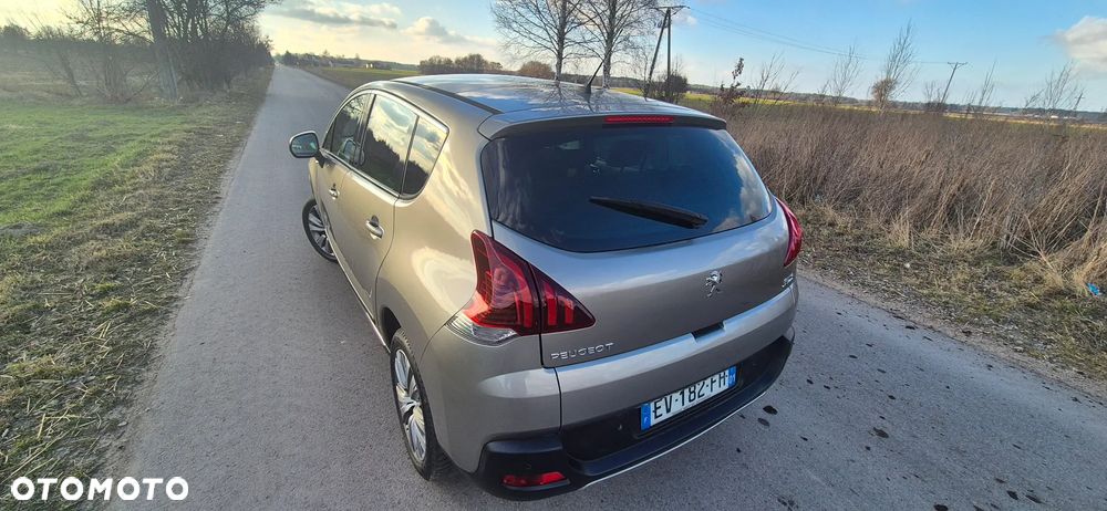 Peugeot 3008 PureTech 130 Stop & Start GPF Allure Business-Paket - 32