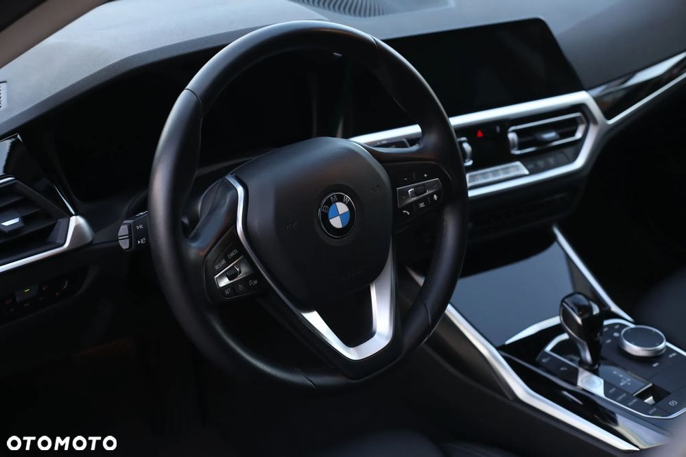 BMW Seria 4 420d xDrive mHEV - 23