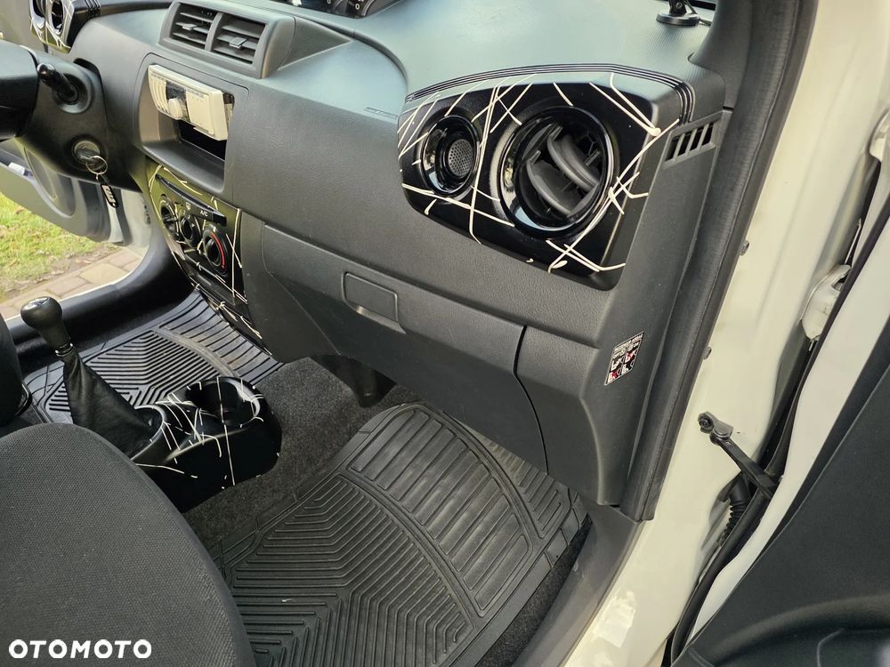 Daihatsu Materia 1.5 - 23