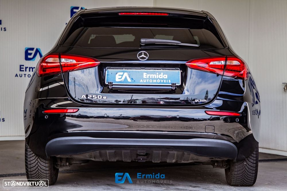 Mercedes-Benz A 250 - 6