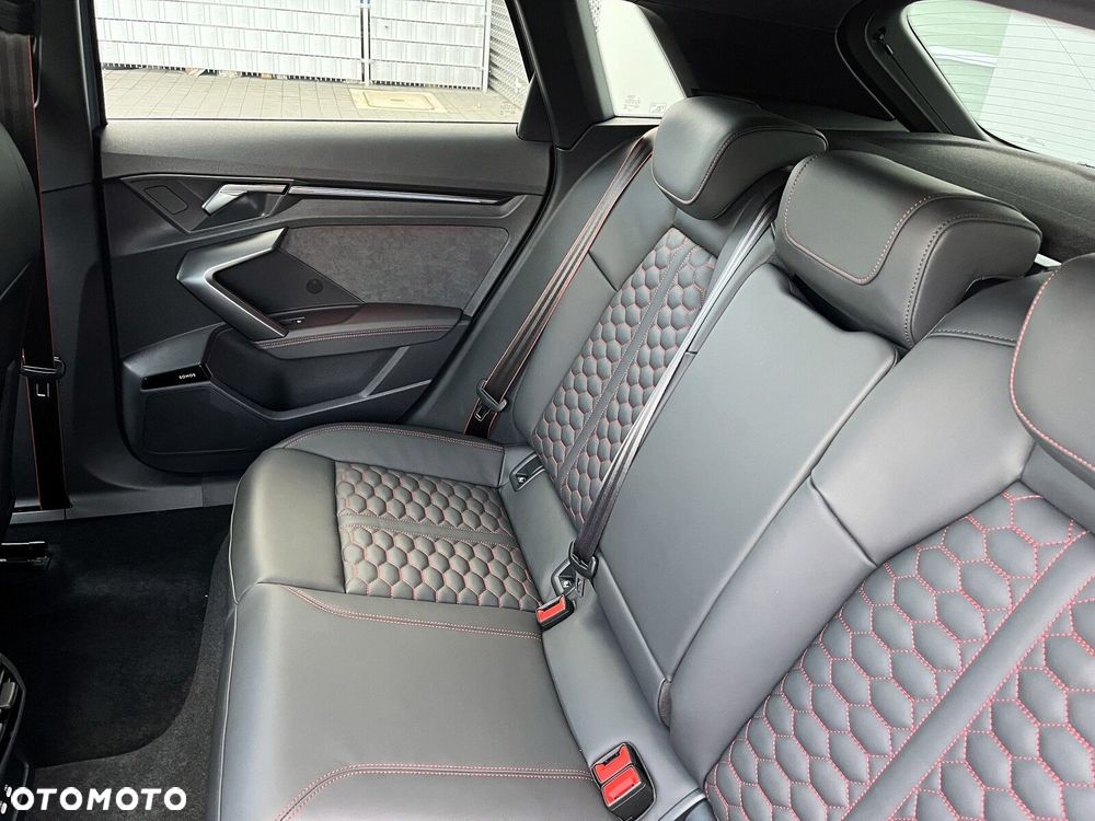 Audi RS3 Sportback - 23