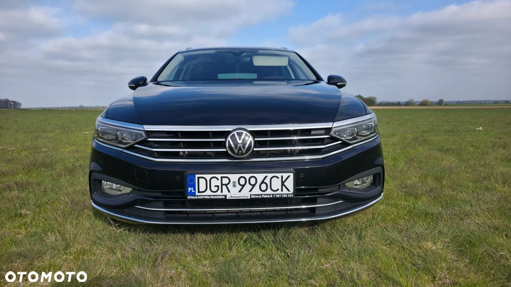 Volkswagen Passat 2.0 TDI SCR DSG Elegance - 2