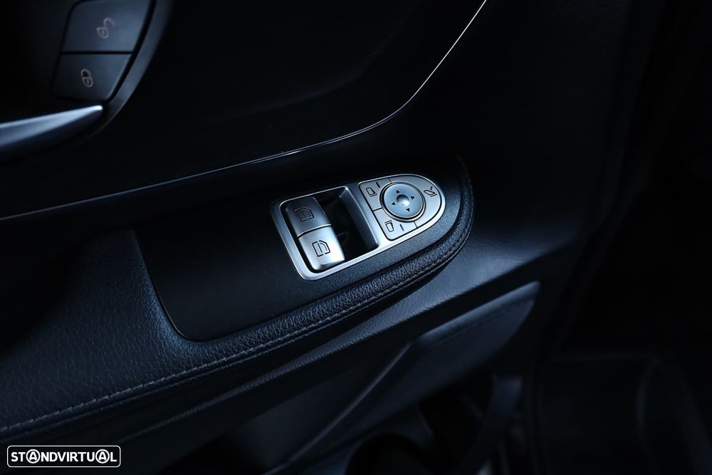 Mercedes-Benz V 250 d Longo Exclusive - 40