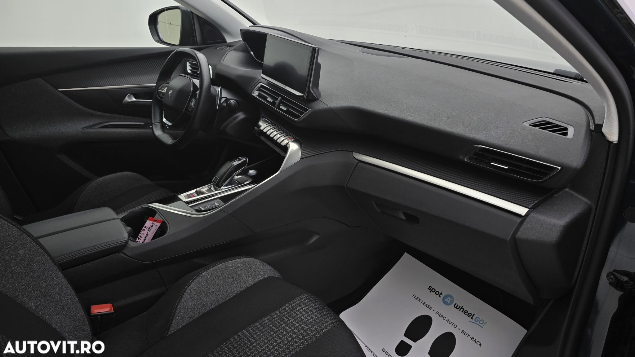 Peugeot 5008 1.5 BlueHDI s&s EAT8 Active - 20