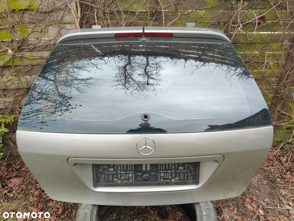 MERCEDES W203 Kombi Klapa Tylna Kombi 723 Zielona Szyba - 4
