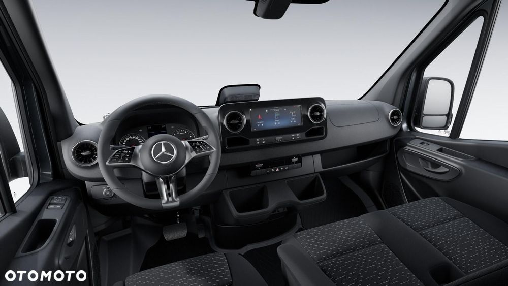 Mercedes-Benz Sprinter - 4