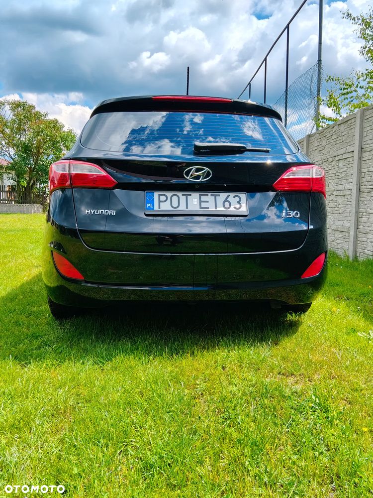 Hyundai i30 1.6 D Classic + DCT - 6