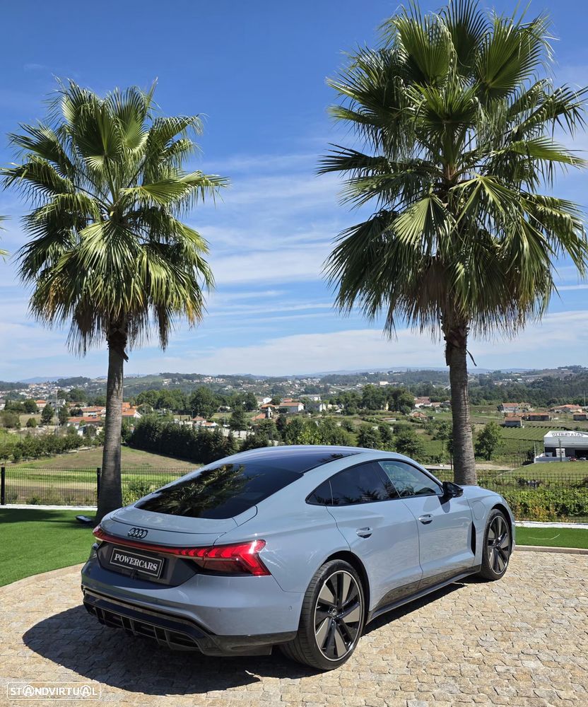 Audi e-tron GT - 15