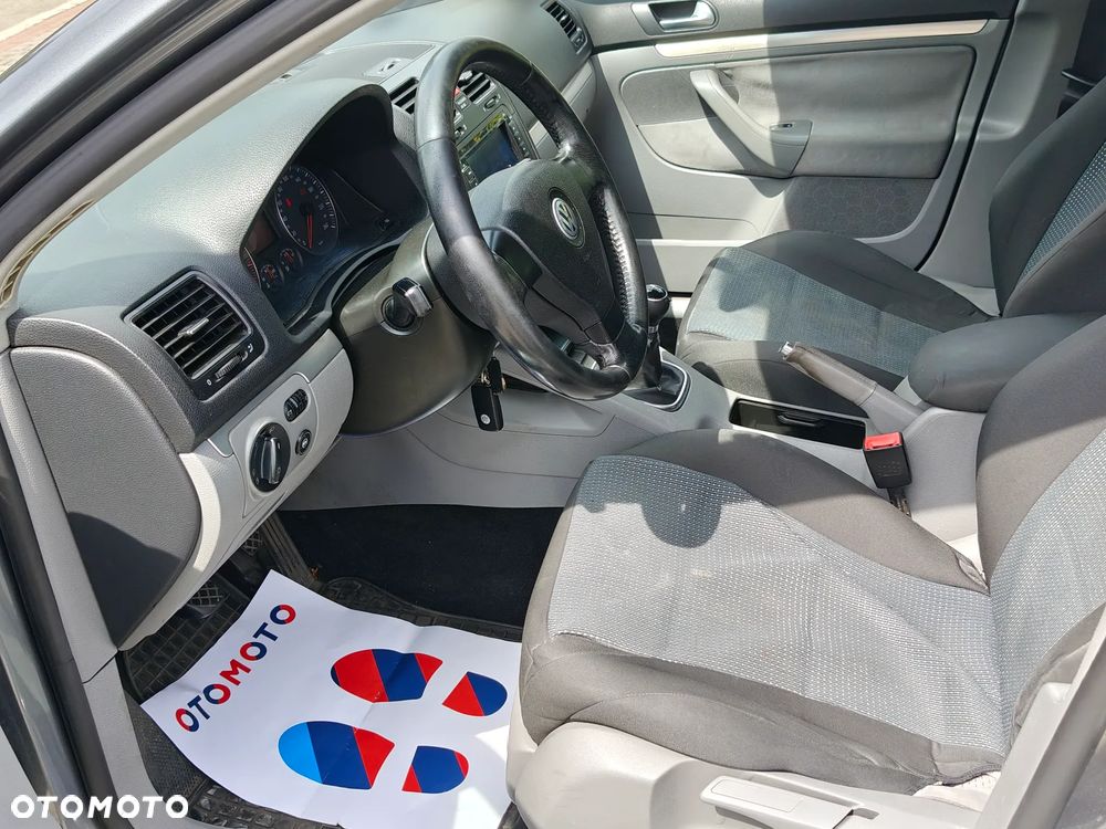 Volkswagen Jetta 2.0 FSI Comfortline - 7