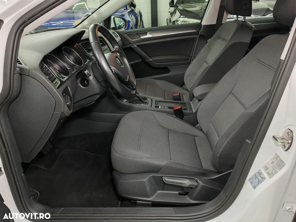 Volkswagen Golf 2.0 TDI (BlueMotion Technology) DSG Comfortline - 8