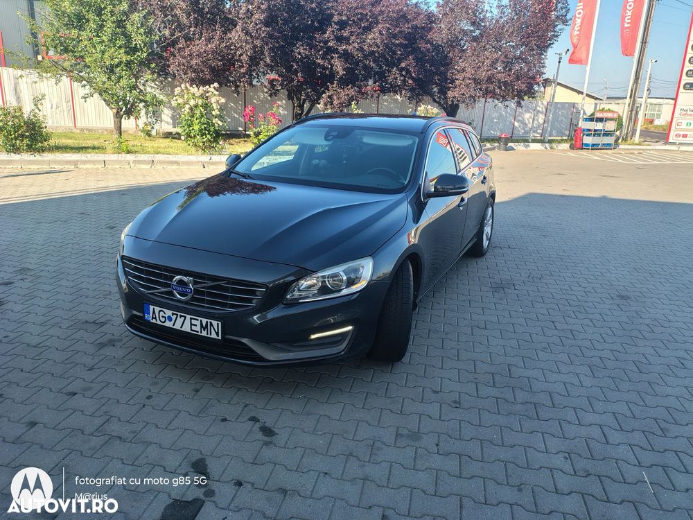 Volvo V60 D4 Geartronic Momentum - 3