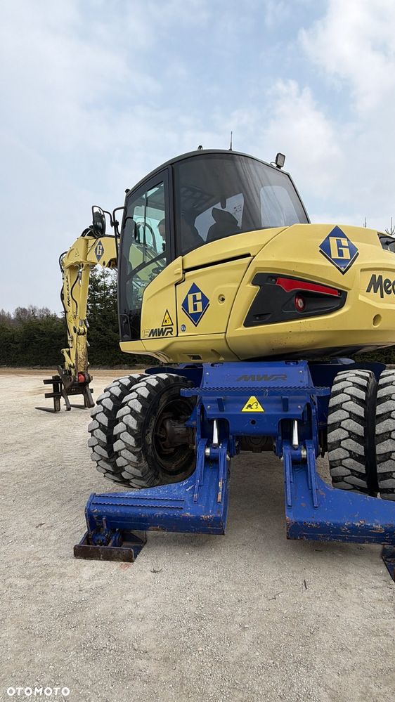Mecalac Koparka 14 ton MECALAC 15 MWR koparko-ładowarka 3 łyżki widły 1 wł Centr.smarowanie Opony na BLIŹNIAKU 80%Camso ładowarka 714 12MTX 4x4 skrętne KLIMA kabina Premium silnik 146KM volvo EW140B DEUTZ szybka 35km/h - 23
