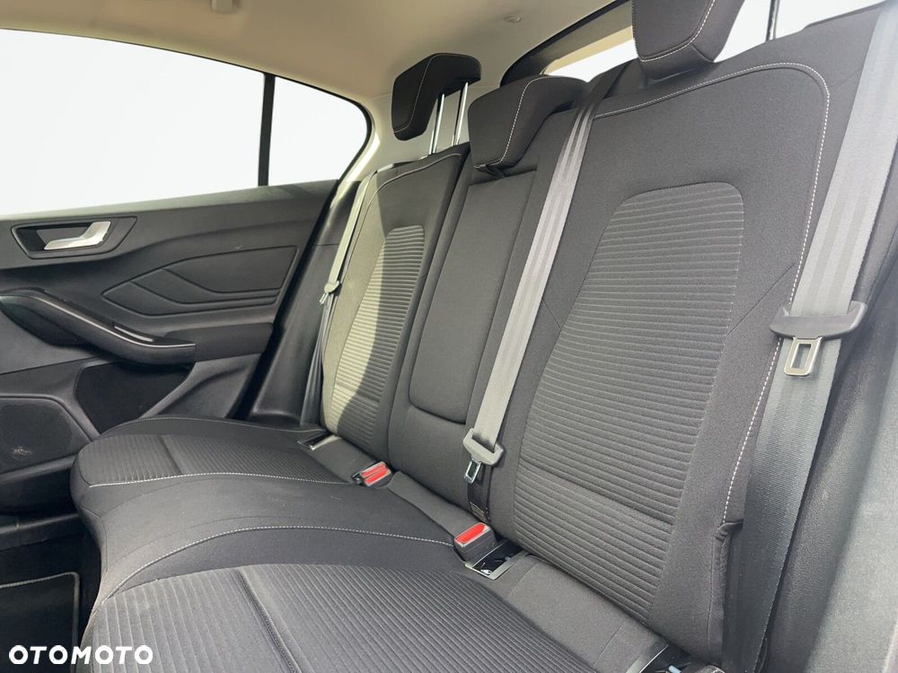 Ford Focus - 15