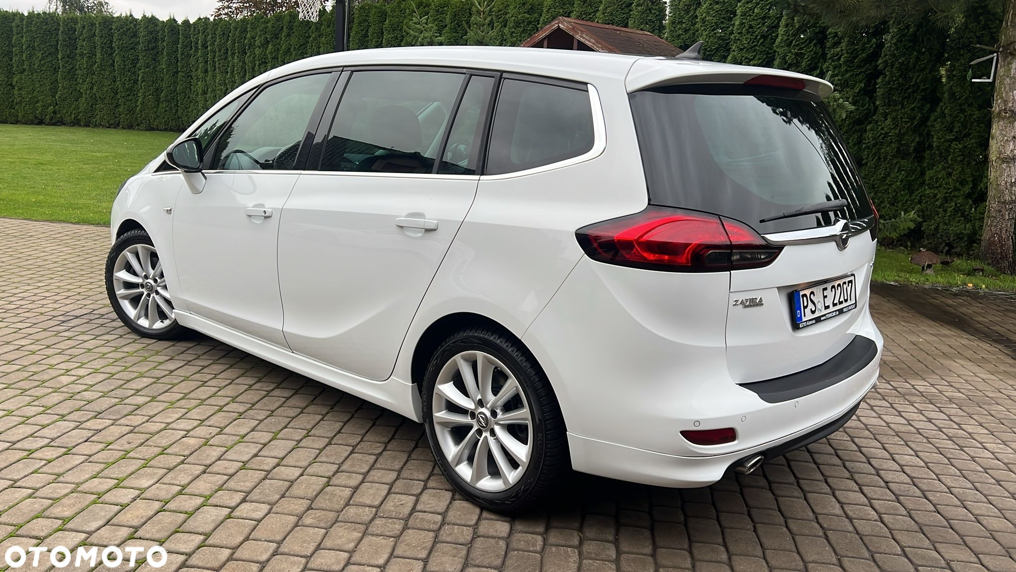 Opel Zafira 2.0 CDTI Cosmo - 11