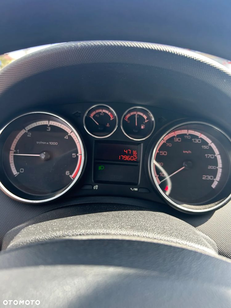 Peugeot 308 1.6 HDi Presence - 10