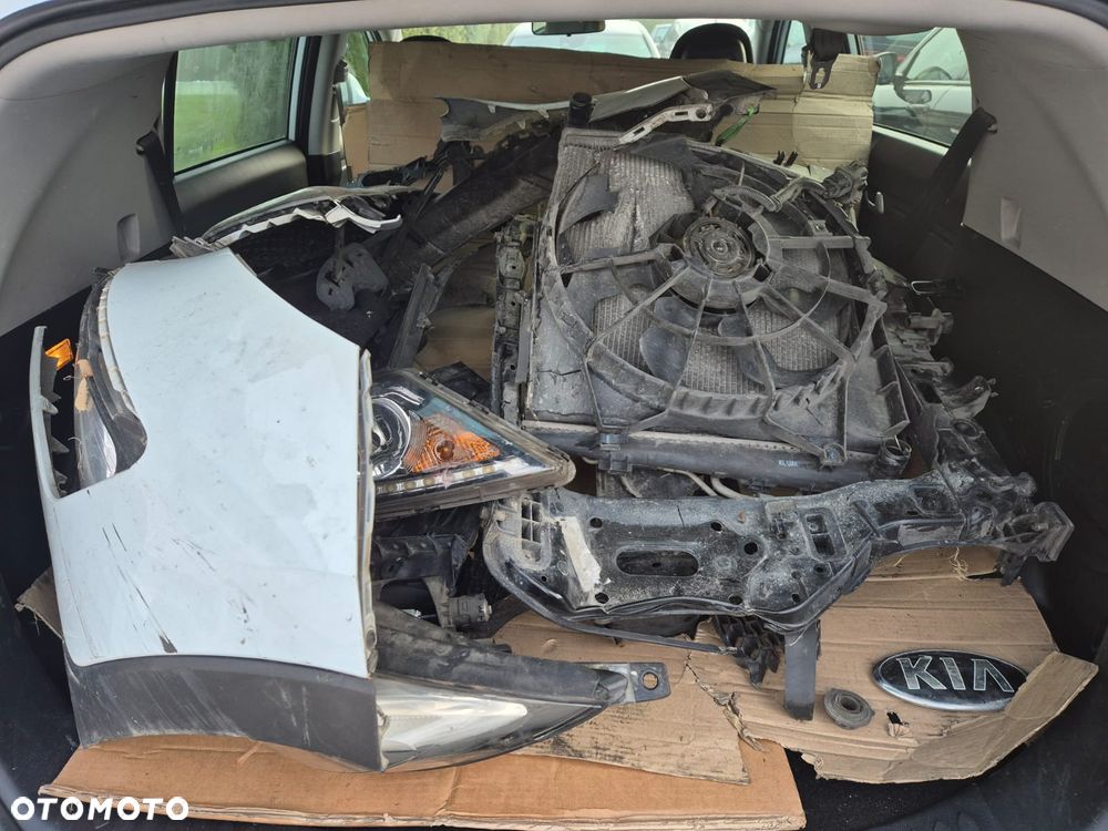 Kia Sportage 1.7 CRDI 2WD Vision - 19