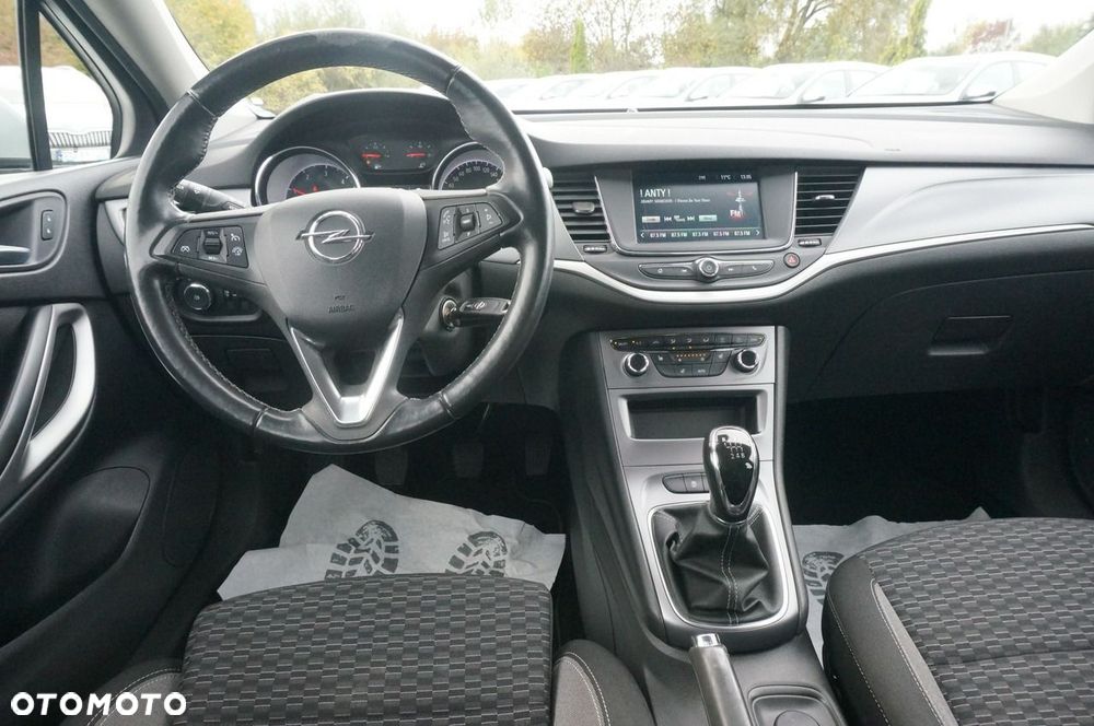 Opel Astra - 11