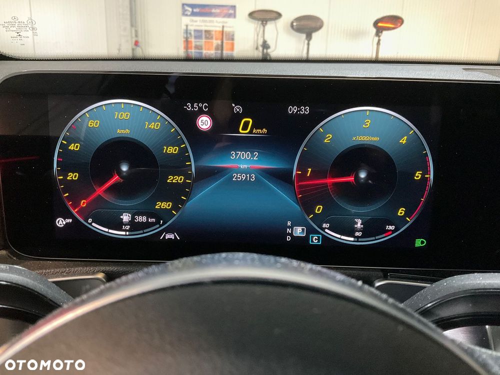 Mercedes-Benz GLB 200 d AMG Line 8G-DCT - 5