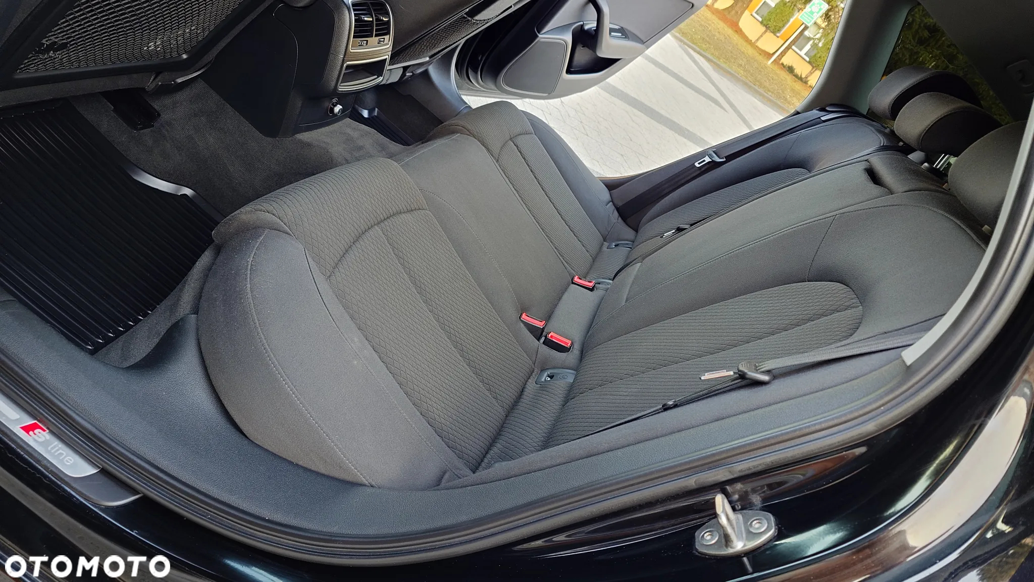 Audi A6 Avant 2.0 TDI quattro S tronic - 4
