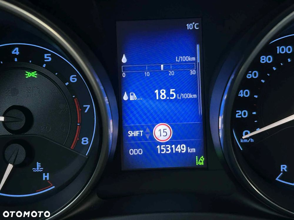 Toyota Auris 1.6 Premium - 18