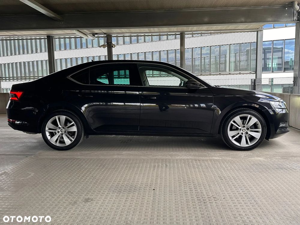 Skoda Superb 2.0 TSI Style DSG - 9