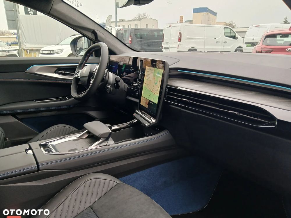 Renault Rafale 1.2 E-Tech PHEV 4x4 300 atelier Alpine MMT - 11